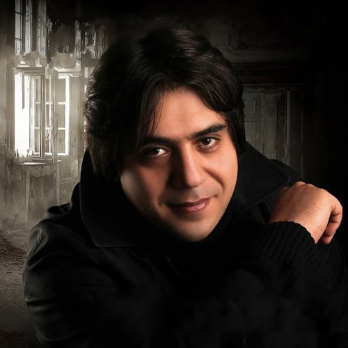 با خودم میرقصم