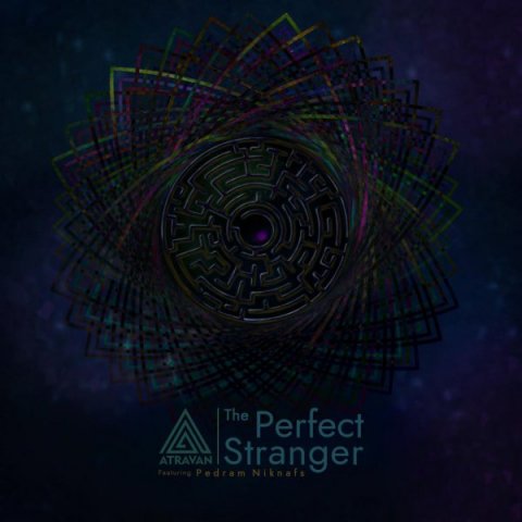 کاملا غریبه